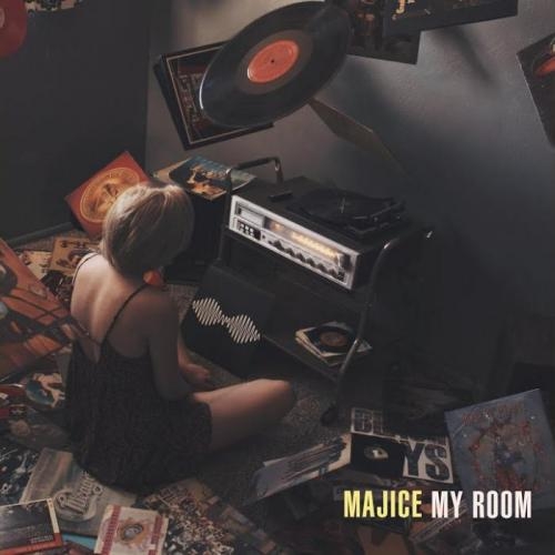 My Room - Majice